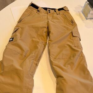 Boys size 10 Quicksilver snowboard pants